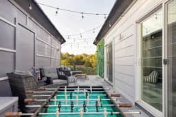 Luxury East Austin 6BR | Pool, Hot Tub, Roofdeck - Image 3