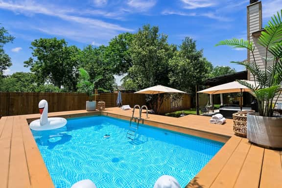 6 Bedroom Villa | Pool | Hot Tub Cabana - Image 2